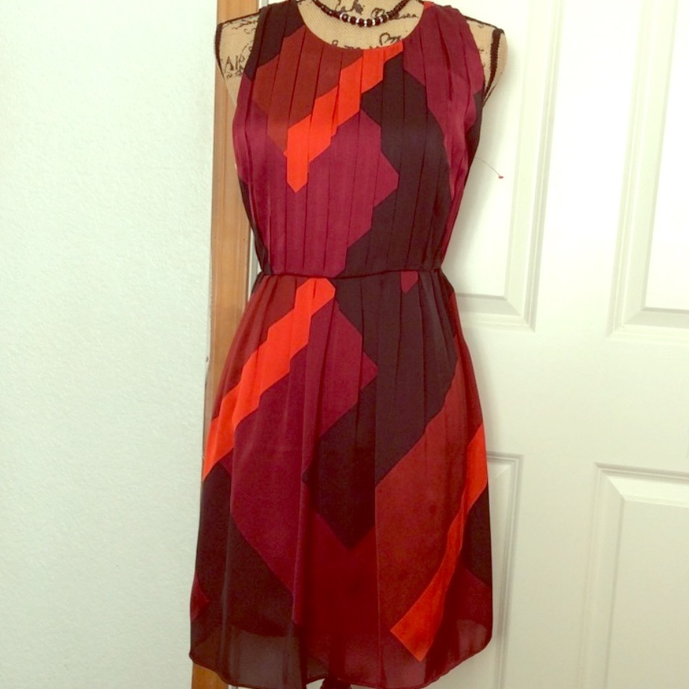 EUC Jennifer Lopez Red black grey fit flare dress